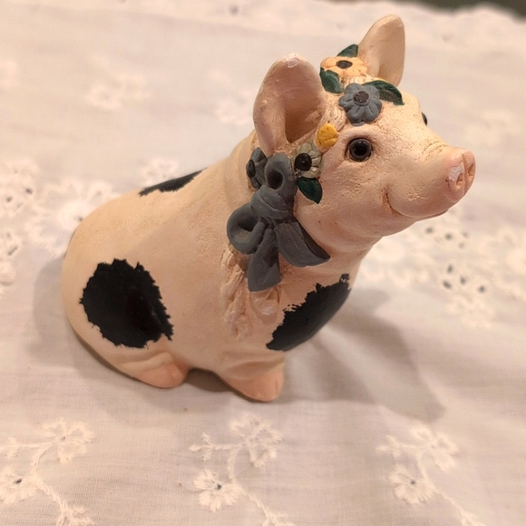 Rustic and rugged pig country farmhouse diy decor - Picture 1 of 9